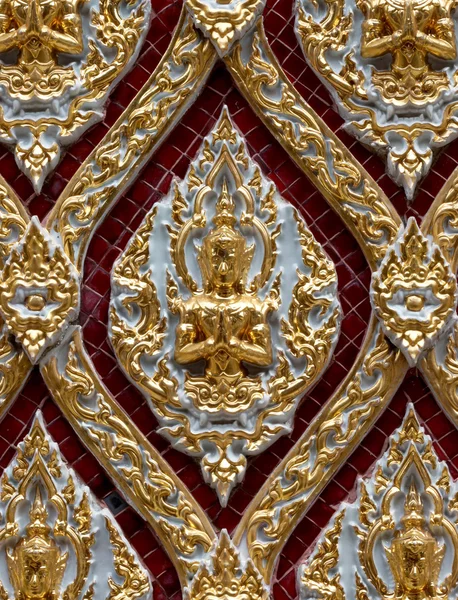 Wood carving in native Thai style. detail of temple window — Stock Photo, Image