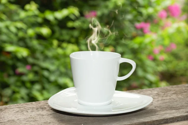 Caffè mattutino con vetro bianco . — Foto Stock