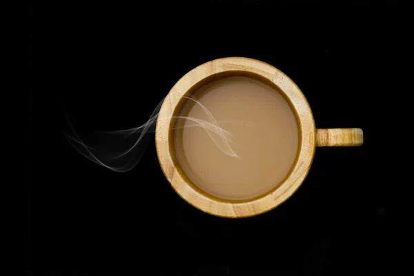 Ranní kávu s dřevěnou cup. — Stock fotografie