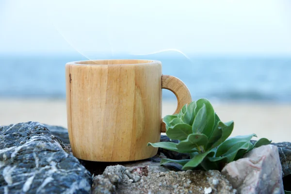 Caffè sulla spiaggia. — Foto Stock