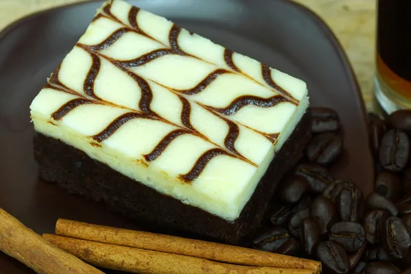 Close up of cinnamon chocolate brownie. — Stock Photo, Image