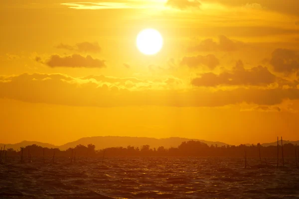 Cielo del tramonto, Thailandia . — Foto Stock