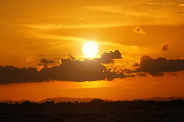 Solnedgång himlen, thailand. — Stockfoto