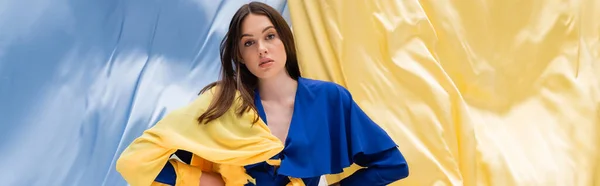 Patriotic Ukrainian Model Trendy Outfit Posing Hands Hips Blue Yellow — Stockfoto