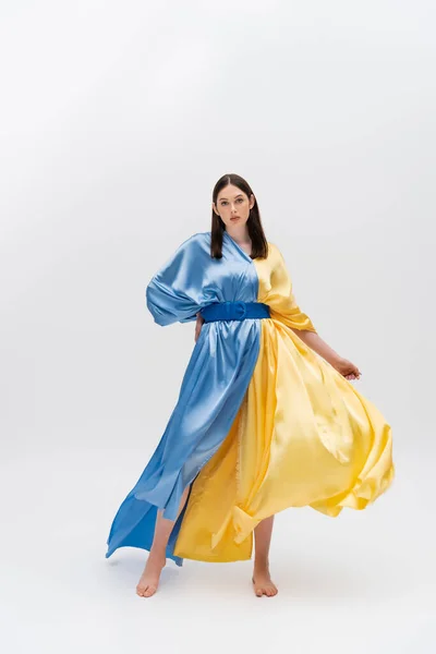 Full Length Barefoot Young Ukrainian Woman Blue Yellow Dress Posing — Fotografia de Stock