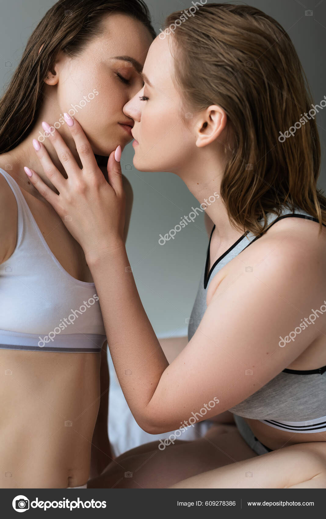 Onlayn qattiq oral seks pornosini tomosha qiling