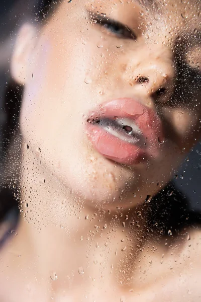 Blurred Young Woman Opened Mouth Wet Glass Grey Background — Stock Photo, Image