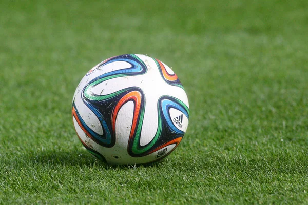 Mundial brazuca topu futbol adidas