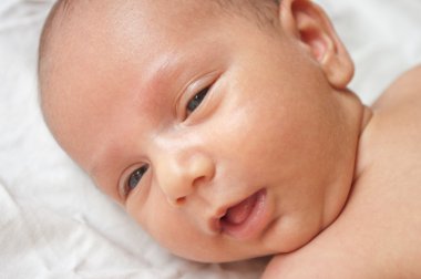 Bebek yüzüne yakın çekim