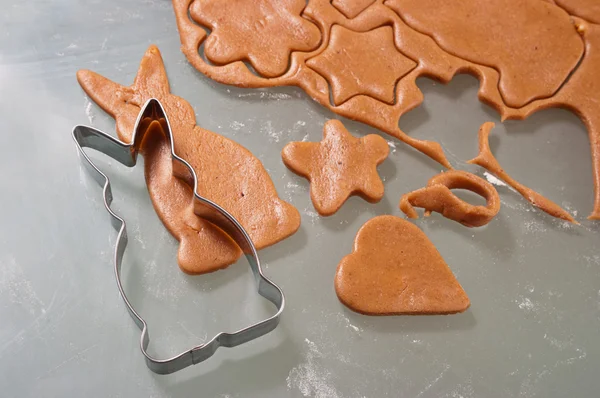 Baking Gingerbread Cookies — Stock Photo, Image