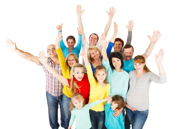 Große Gruppe glücklicher Menschen, die zusammenstehen. — Stockfoto