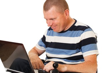 Dijital not defteri ile Engelli man