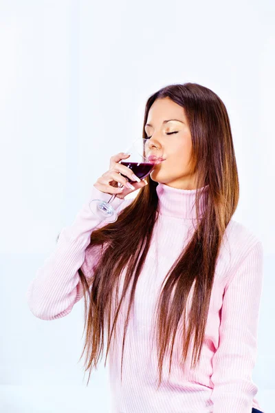 Woman and wine — Stock Photo, Image