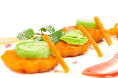 Japon tatlısı mandalina ile