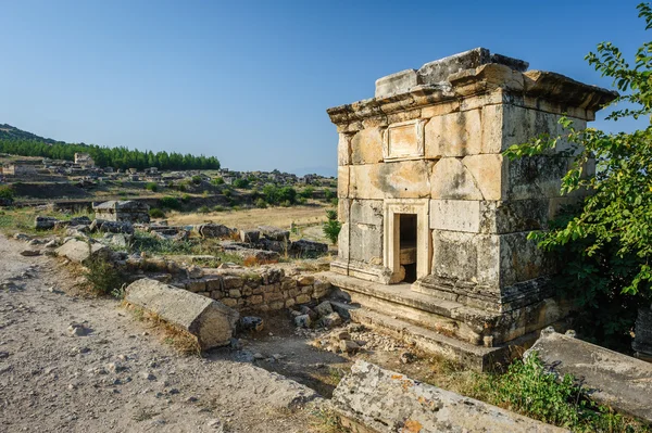 Ruinas de Hierápolis, ahora Pamukkale — Foto de Stock