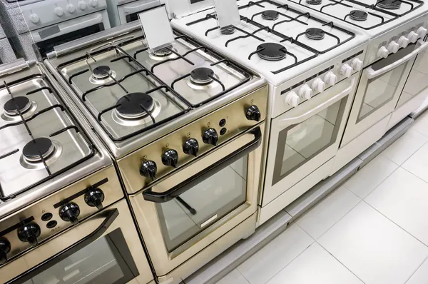 ev aletleri mağazasının, gaz stoves satır