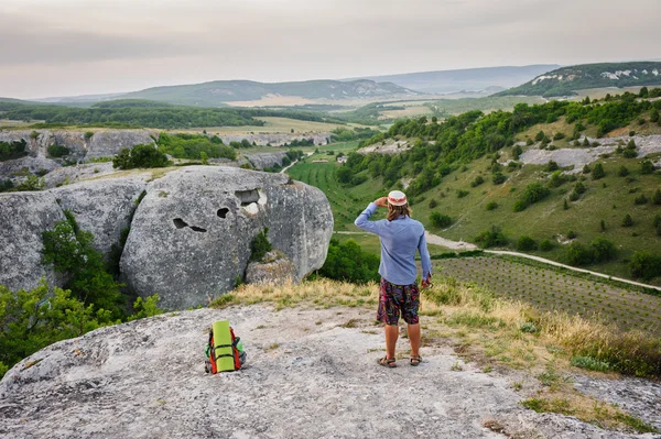 Hiking man having rest — Stock Photo, Image