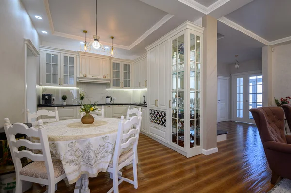 Modern Classic White Luxurious Kitchen Dining Room Studio Apartment Interior — Stock Photo, Image