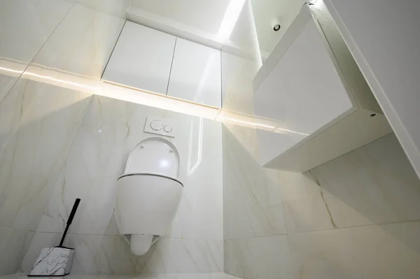 Нова Керамічна Туалетна Чаша Інтер Єрі Білого Туалету — стокове фото