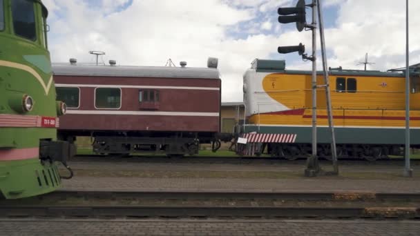 Залізнична Стара Вантажна Платформа Станції Латвії Vintage Soviet Locomotive Steam — стокове відео