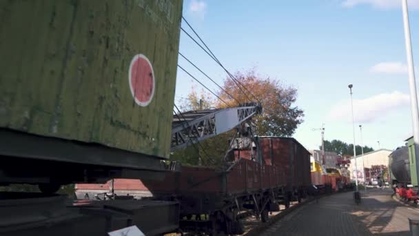 Ferrocarril Old Cargo Platform Estación Letonia Locomotora Soviética Vintage Con — Vídeo de stock