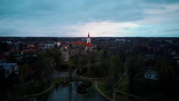 Città Panoramica Cesis Lettonia Veduta Aerea Con Chiesa Medievale San — Video Stock