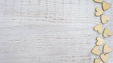 Romantik Sevgililer Günü Tahta Kalp Şekilli Güzel Kart. Doğa Konsepti. Düğün Kartı Dekorasyonu. Sevgililer Gününüz kutlu olsun..