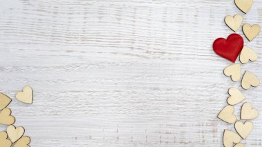 Romantik Sevgililer Günü Tahta Kalp Şekilli Güzel Kart. Doğa Konsepti. Düğün Kartı Dekorasyonu. Sevgililer Gününüz kutlu olsun..