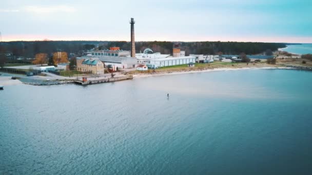 Aerial Drone View Corekites Kitesurfers Hydrofoiling Engure Port Baltic Sea — Stockvideo