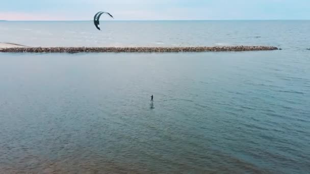Aerial Drone View Corekites Kitesurfers Hydrofoiling Engure Port Baltic Sea — Vídeos de Stock