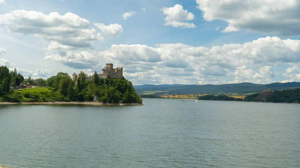 Niedzica Castle Also Known Dunajec Castle Lake Czorsztynin Pieniny Mountains — стоковое фото