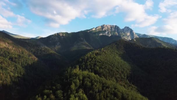 Tatra Dağları Ulusal Parkı Turist Yürüyüş Patikası Sarnia Skala Tepesi — Stok video