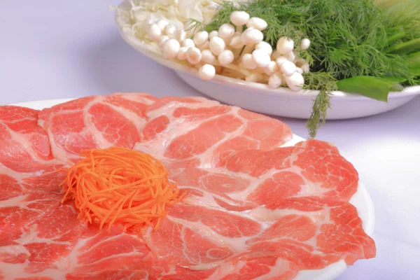 Rohes Rindfleisch und Gemüse — Stockfoto