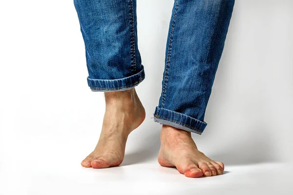 Closeup Unrecognizable Young Caucasian Man Feet Wearing Denim Jeans Pants — ストック写真