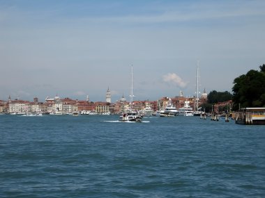 Venedik canal