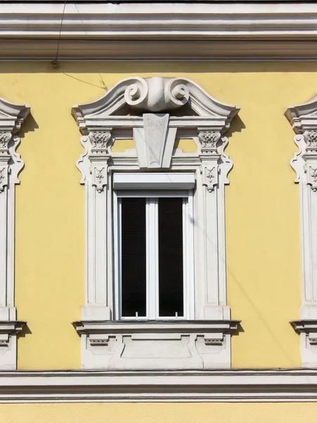 Wiener Fenster — Stockfoto