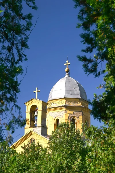 Мало церкви в Сербії — стокове фото