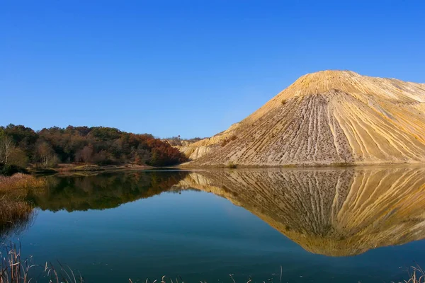 Mullock Hill Atrás Open Pit Bor Veliki Krivelj Sérvia — Fotografia de Stock