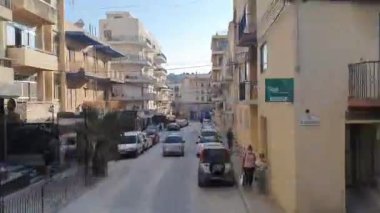 Malta sokaklarında zaman aşımı