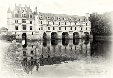 en büyük Fransız Ortaçağ Kalesi (Loire Valley)