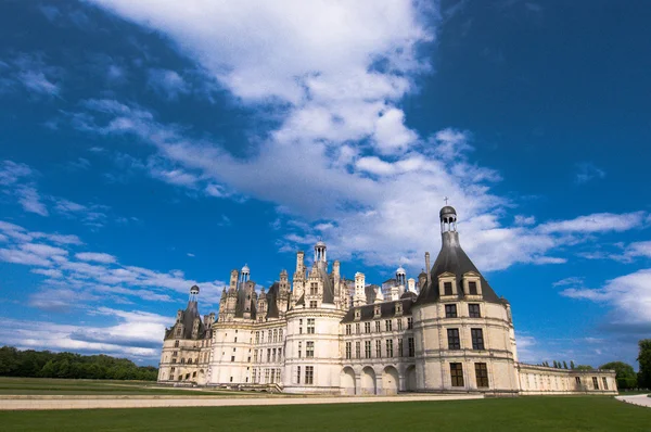 El castillo medieval francés más grande (Valle del Loira ) — Foto de Stock