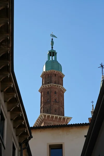 Torre de sino — Fotografia de Stock