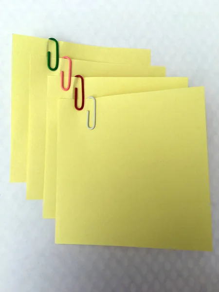 Notes Papier Jaune Reliées Par Des Agrafes Notes Agrafes — Photo