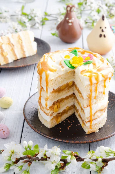 Apple Easter Cake Vanilla Cream Caramel — Stock Photo, Image