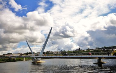 Barış Köprüsü, londonderry