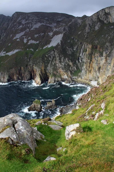 Útesy Slieve league v donegal — Stock fotografie