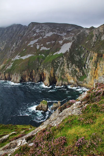 Slieve League falaises à Donegal — Photo