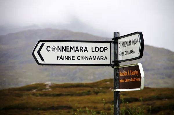 Connemara Loop road sign indication — Stock Photo, Image