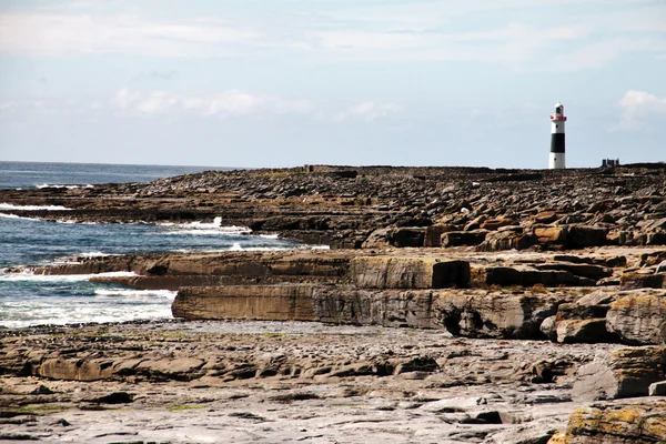 灯塔在 inisheer，阿伦群岛 — 图库照片