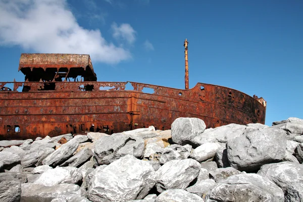 Bateau à moteur à Inisheer, Îles Aran — Photo